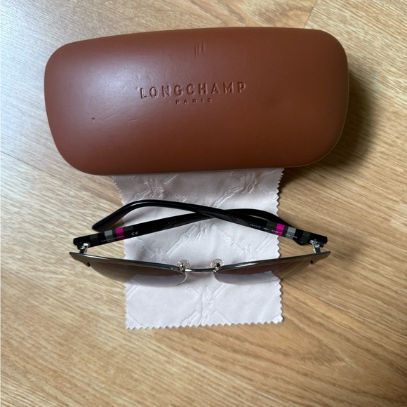 Longchamp Black Cat Eye Sunglasses with Gradient Lenses - Picture 2 of 10